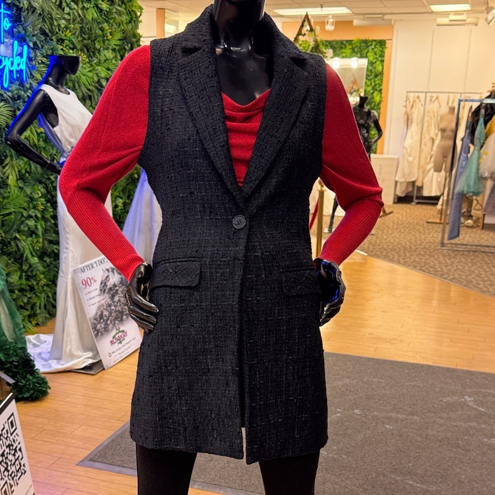 Elegant Black Tweed Blazer Vest